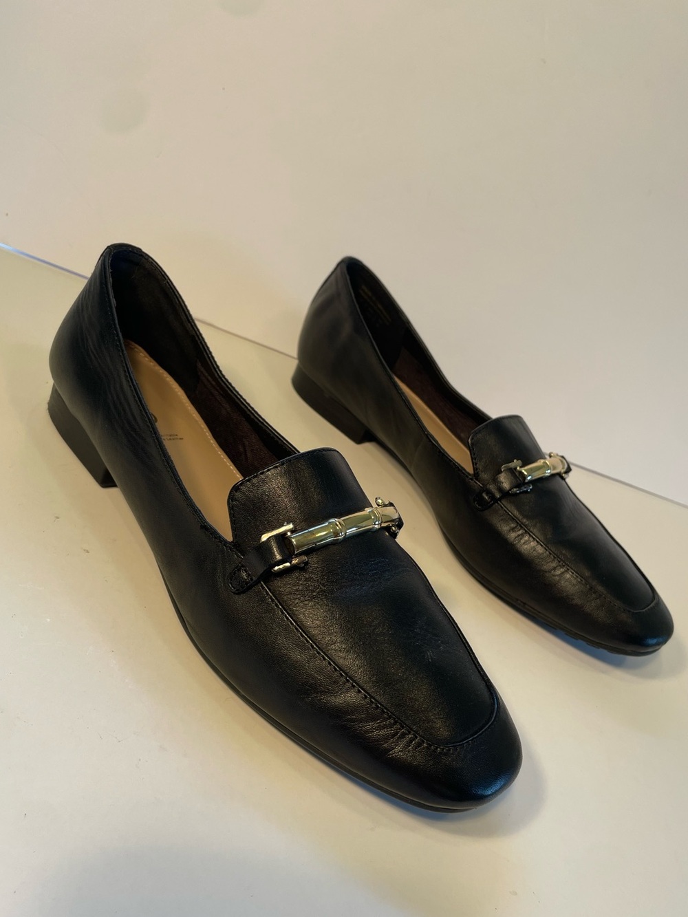 ALDO Leather Loafers Womens 7.5 Slip On Black Horsebit Buckle Flats Old Money